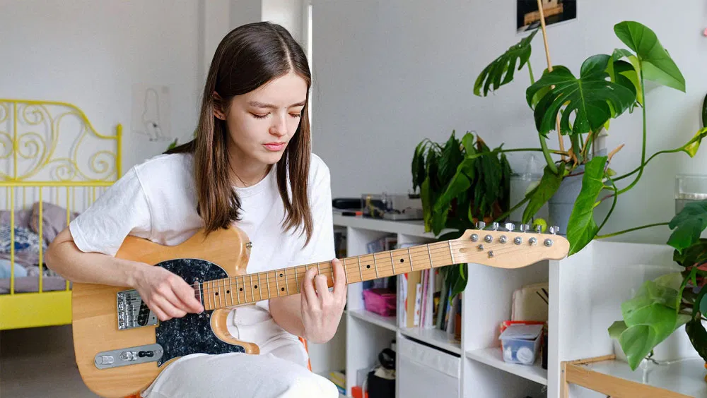 How Hard Is It To Learn Guitar?