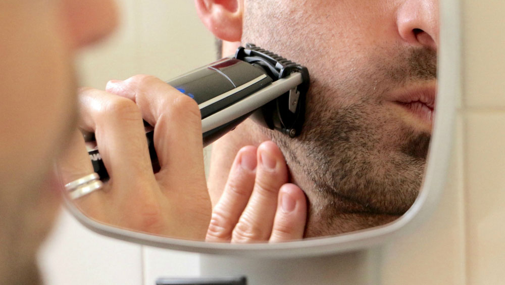 Top 5 Things to Consider for Your Men's Facial Hair Trimmer