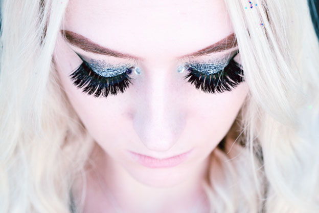 Removing Lash Extensions