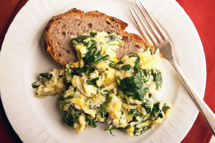 Scrambled Eggs with Spinach