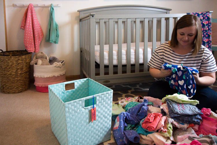 organizing kids clothes