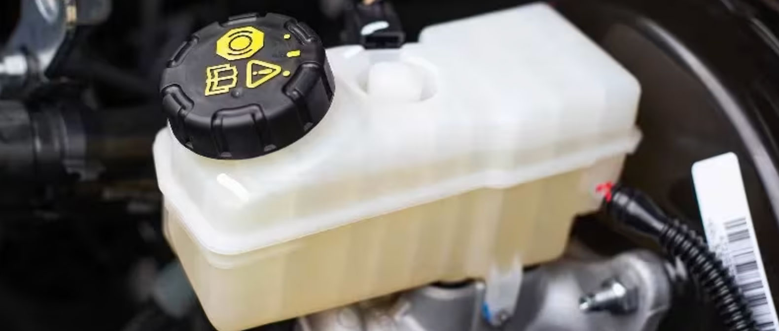 car maintenance when do you change brake fluid _eef53c85 7e98 46c1 8642 0b444ec28aec