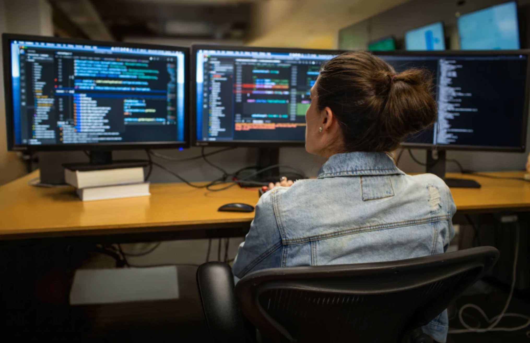 what does a coder do_cddea5fd e1e5 492f b2a2 d5be9a0b93fd