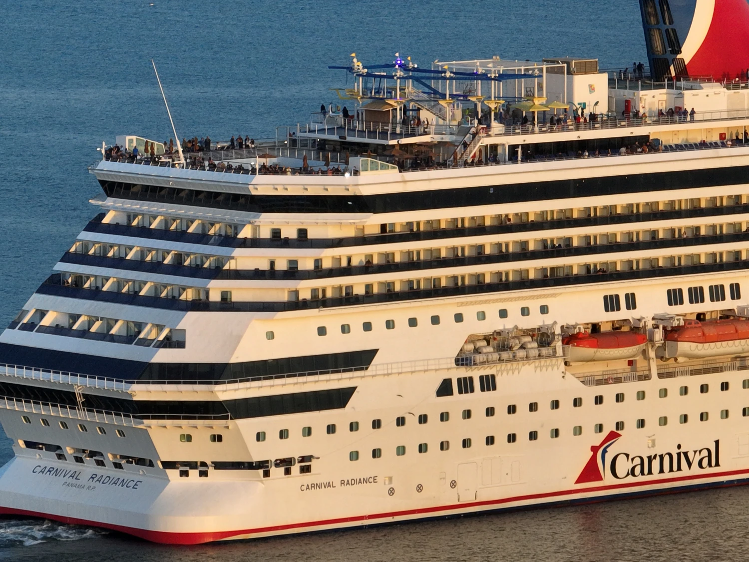 Nurse Wins $300K Carnival Cruise Lawsuit After 14 Tequila Shots: The Health Risks of Overserving