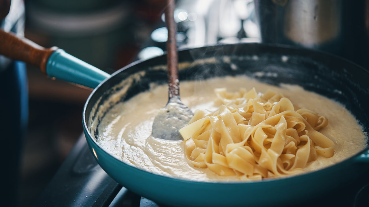 Alfredo Sauce Recall: FDA Issues Highest-Risk Warning Over Salmonella in 41 States