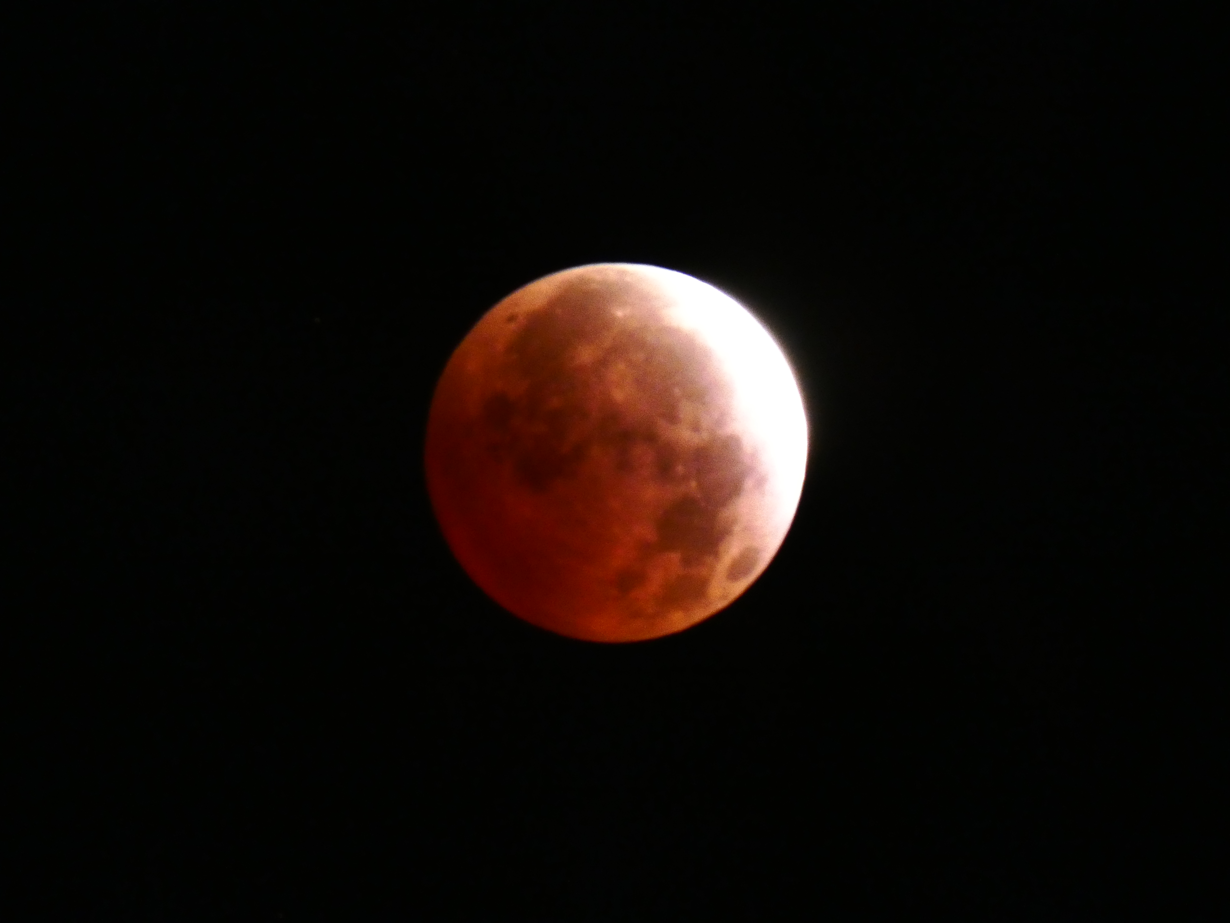 1787929220112_Lunar_eclipse_of_2026_August_28_in_Spain 2C_Logro C3 B1o