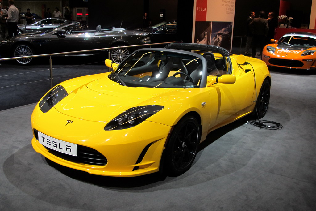 1792252263058_Tesla_Roadster_ _Flickr_ _FaceMePLS